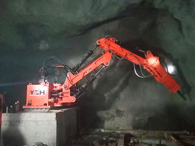 Pedestal Boom Rockbreaker System Break Big Rocks At 500 Meters Underground Mine