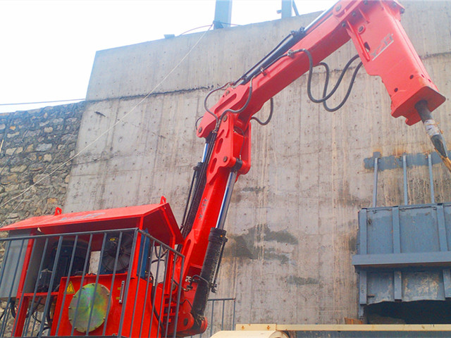 YZH Rock Breaker Boom Systems